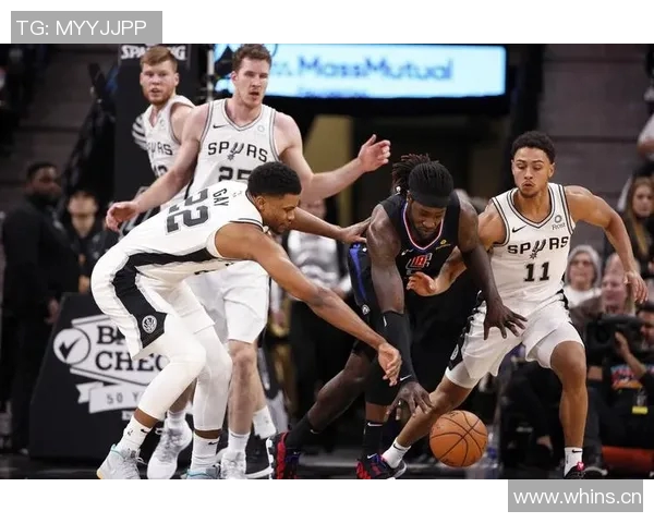 2015年NBA常规赛精彩对决马刺队与快船队的巅峰较量回顾